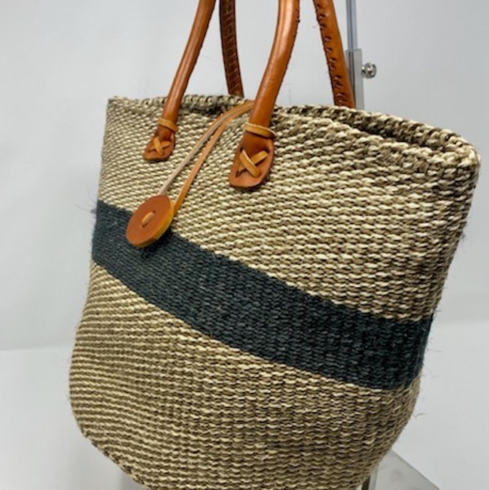 Kenyan hand woven purse.